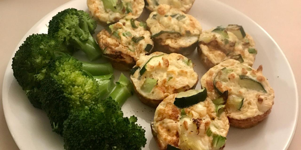 蔬菜和鸡蛋松饼