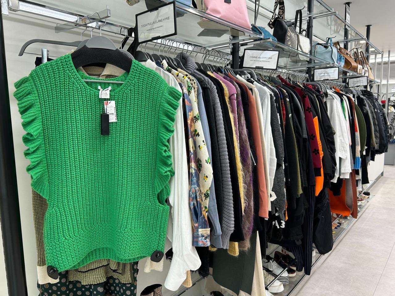 エルメスにロレックス、ブランド中古品の「聖地」化する渋谷。若者と