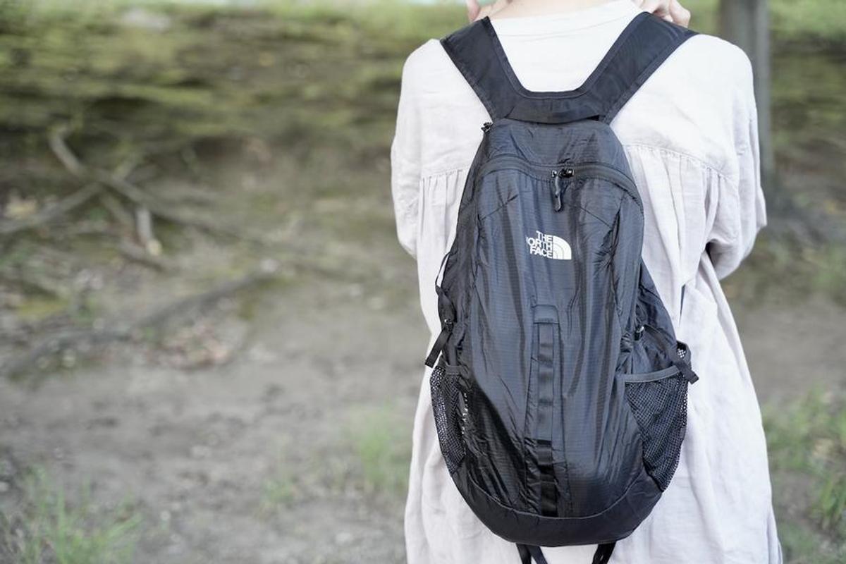 THE NORTH FACEのコレ、実は「高機能な22Lバックパック」なんです 