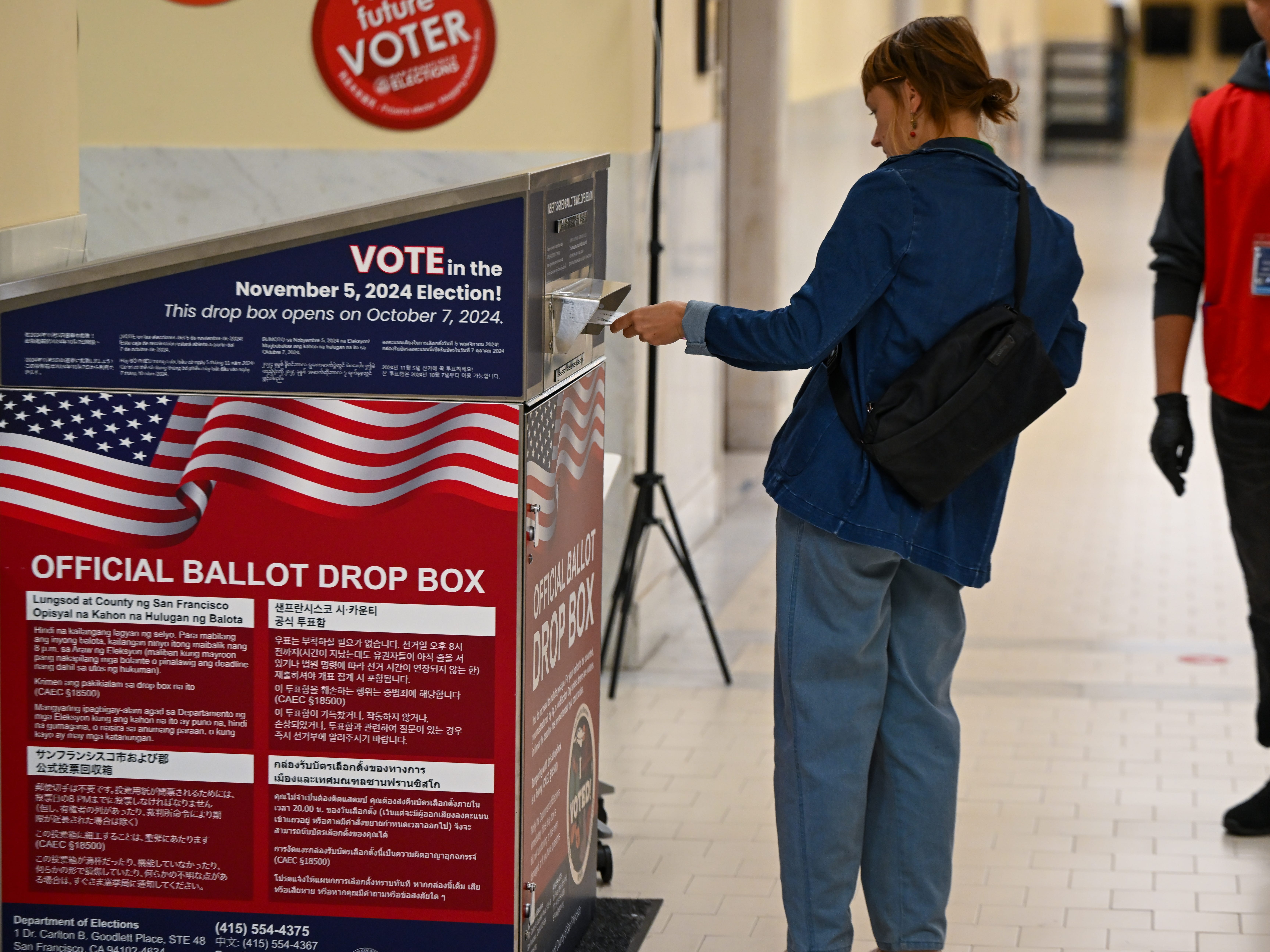 2024米大統領選】Z世代の有権者が郵便投票の「署名」に苦戦… 「要修正