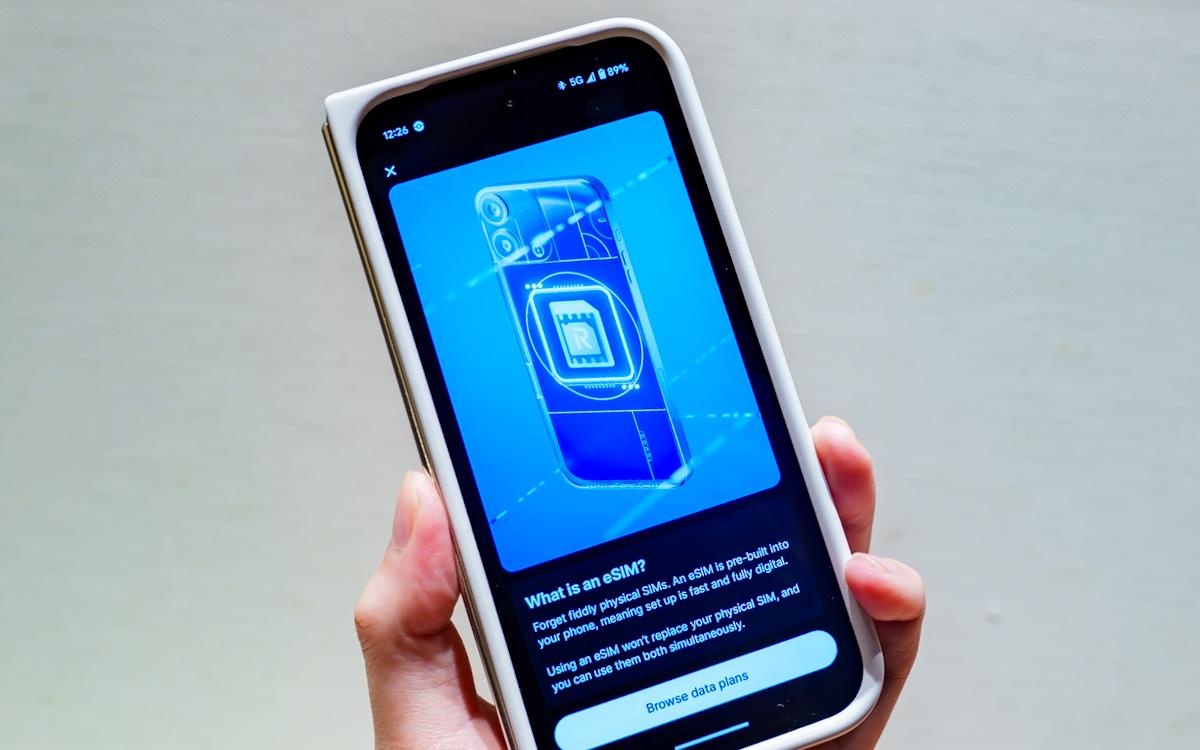 キャッシュレスアプリ「Revolut」がeSIM購入に対応。海外の決済と通信が簡単に