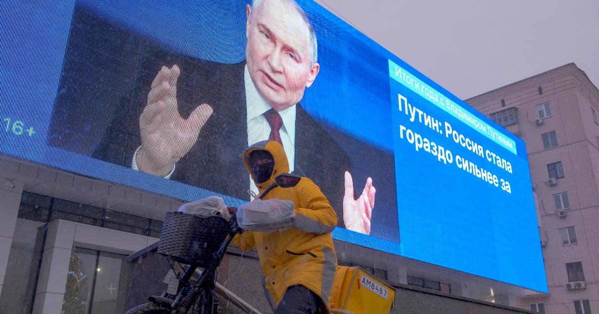 プーチンとロシア経済の2025年、「軍需シフト」の末路…それは