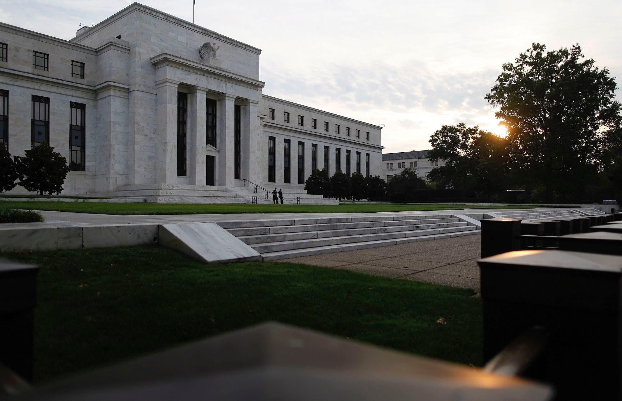 米国債市場は急落でスタート…10年物金利は2023年10月以来の高水準に