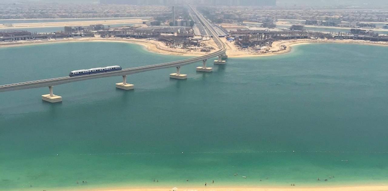 水族館に泊まる ドバイ屈指のエンターテイメントホテルで非日常を体験 Mashing Up