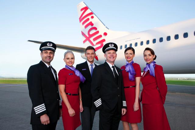 スーツスタイルの参考にしたくなる 世界のcaの制服 Mashing Up