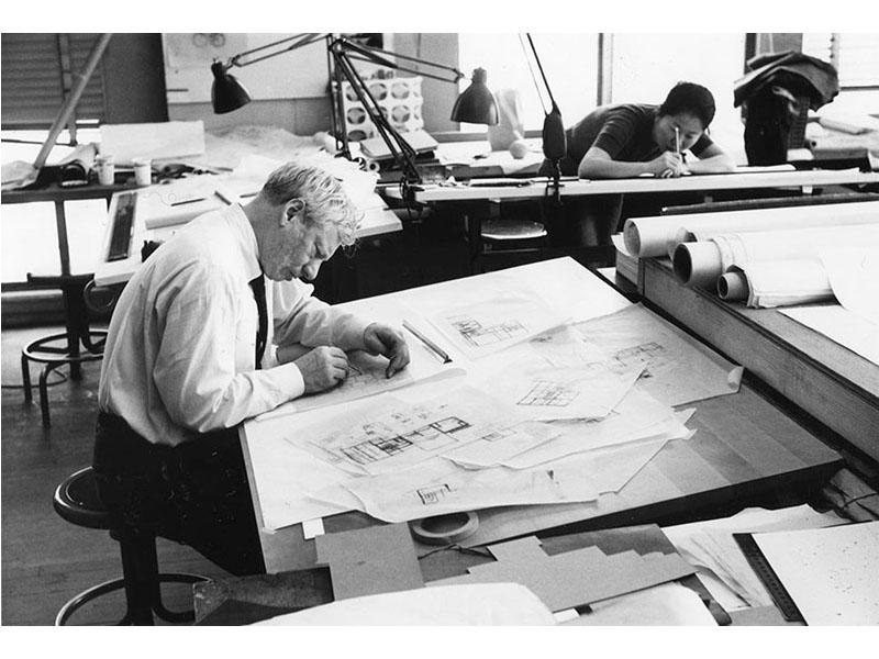 20世紀屈指の建築家ルイス・カーン。ミステリアスな人生と美の秘密 