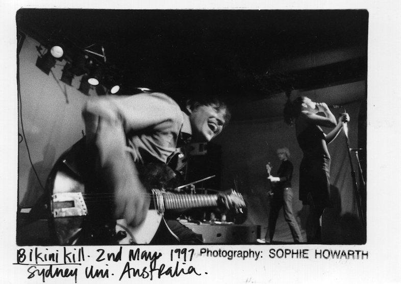 トランプ世界を痛烈に警告するロシアのフェミニスト・パンクPussy Riot