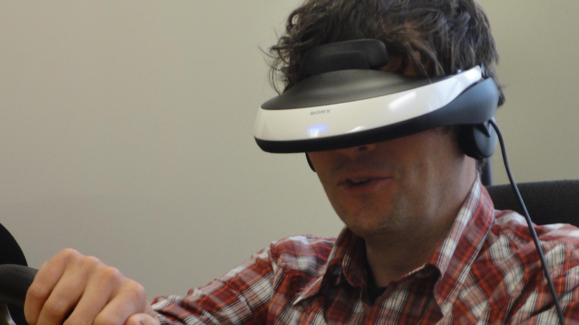 Sonyの3D対応ヘッドマウントディスプレイ、使用してみた感想