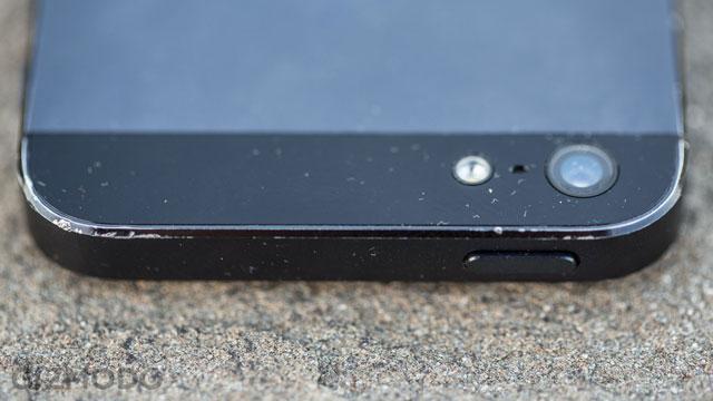 iPhone 5を2ヶ月使って、ケース有無でこんなにキズに違いが