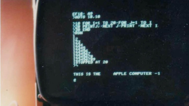 36年の時を経て、公開。アップル・コンピューター最古のポラ写真