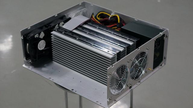 130417_bitcoinmachines4.jpg
