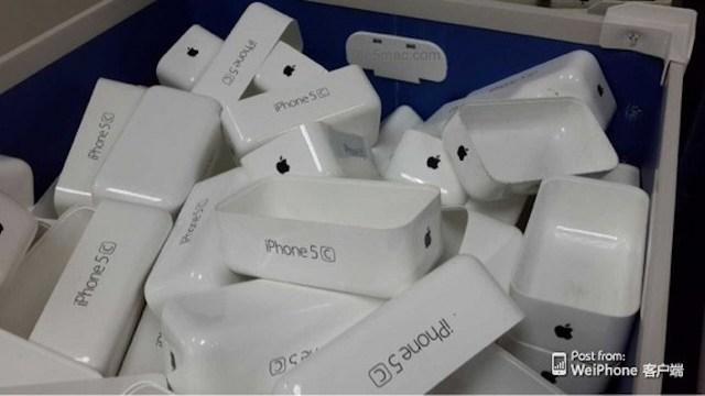 写真箱　流出 廉価版iPhoneの正式名称は｢iPhone 5C｣!? 製品の外箱画像が大量に流出 | ギズモード・ジャパン