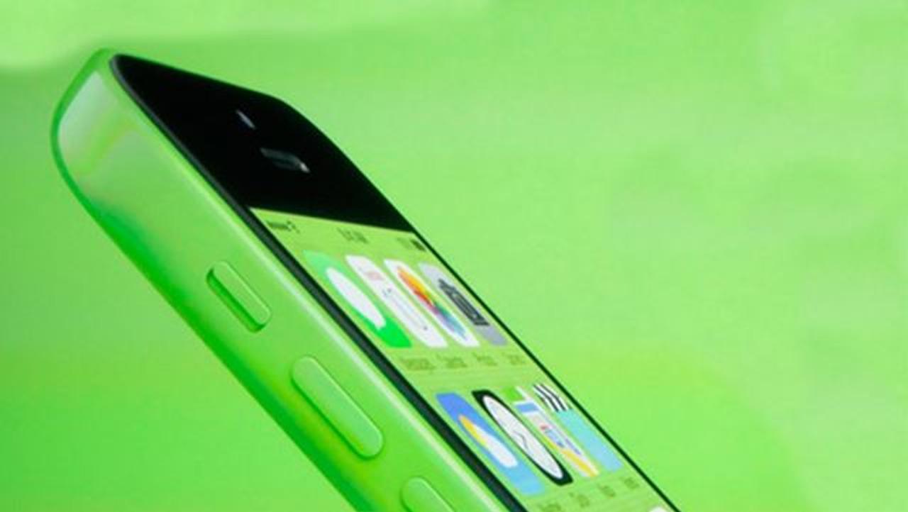 ドコモが13日（金）午後4時からiPhone 5cの事前予約を受け付ける｢iPhone取扱い店舗｣を発表