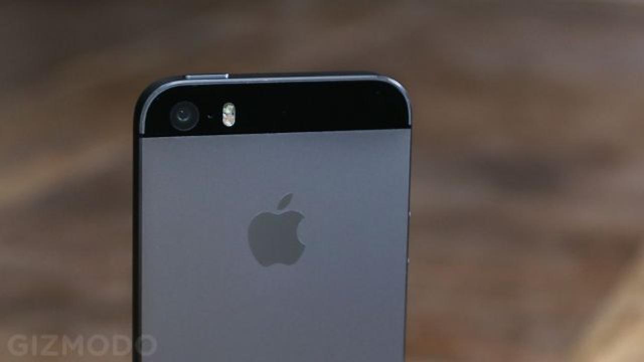 【 #iPhone5s 】iPhone 5s、米Gizファーストインプレッション（動画あり）