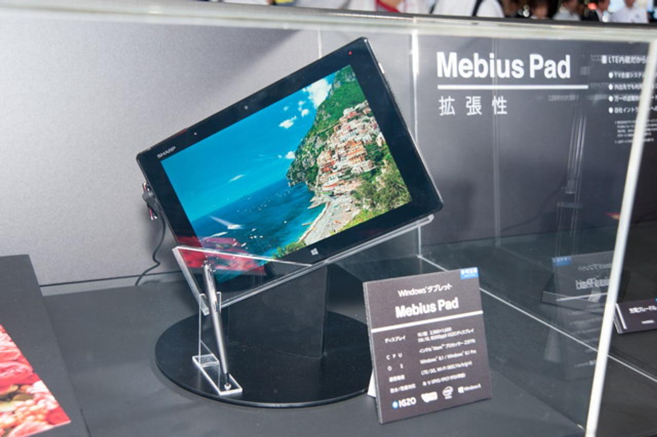 【 #CEATEC 】液晶すげえきれい。シャープの｢Mebius Pad｣がお目見え
