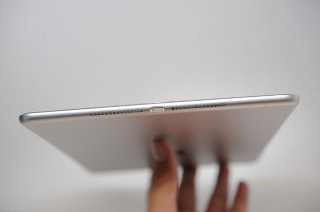 新型iPad Airの最新リーク画像が届いたよ。めっっちゃ薄いやつだ