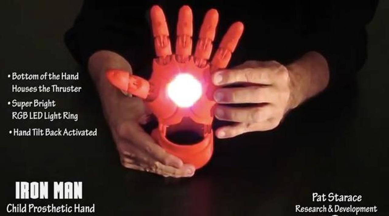3Dプリンターで制作したアイアンマンの腕