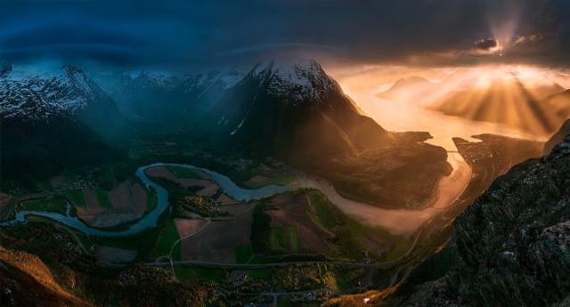 141120max-rive_02.jpg