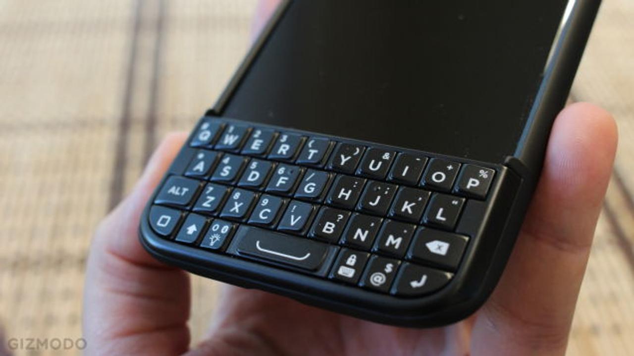 初代を提訴したBlackBerry、今度は改良版のTypo2を提訴する