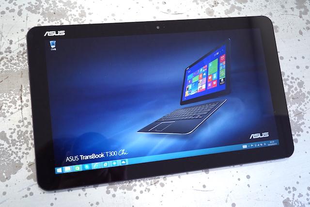 タブレットにもなる2in1ノートパソコン ASUS transbook T300Chi