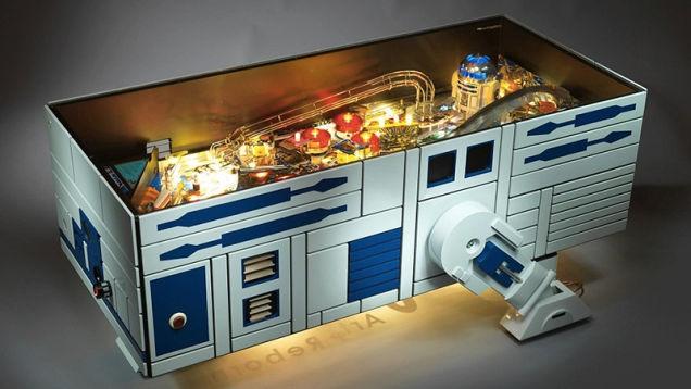 スター・ウォーズ｣ピンボール内蔵のR2-D2コーヒーテーブル