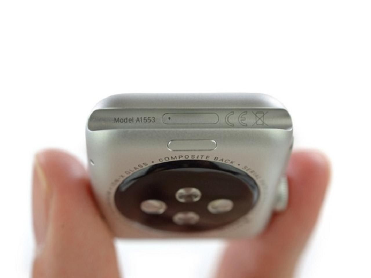 Apple Watchの隠しポートで高速充電ができちゃった