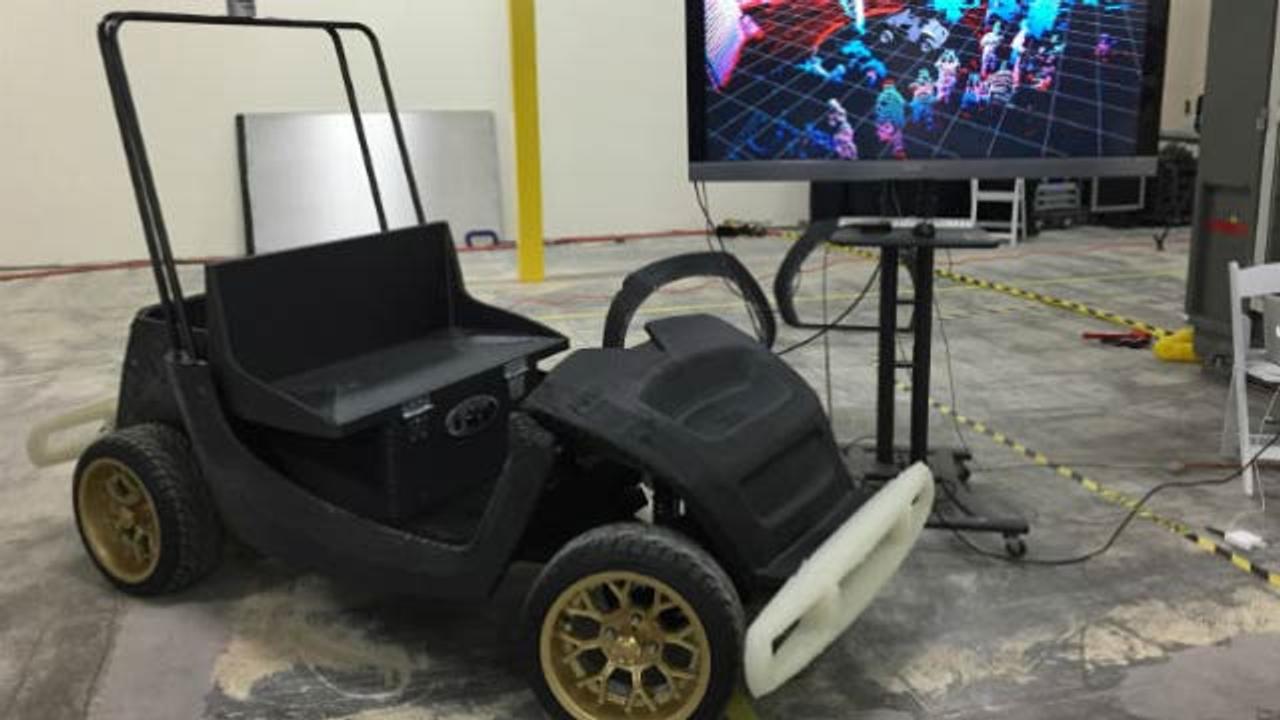 Wテクノロジー！ 3Dプリントされた自動運転車