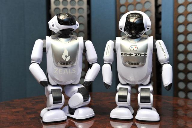 富士ソフト Palmi パルミー コミュニケーション ロボット