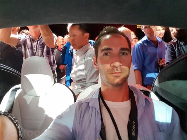 151001tesla_model_x_tryout.jpg