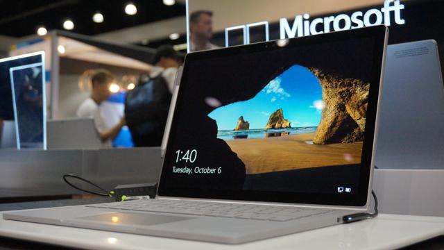 151006_surface_book02.jpg