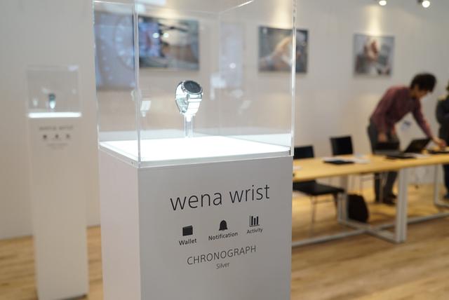 151006sonywena2.jpg
