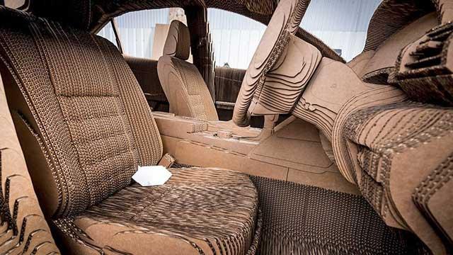 151007cardboardlexusis01.jpg