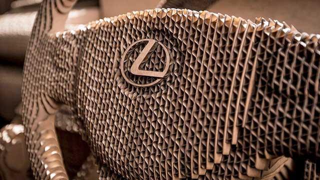 151007cardboardlexusis04.jpg
