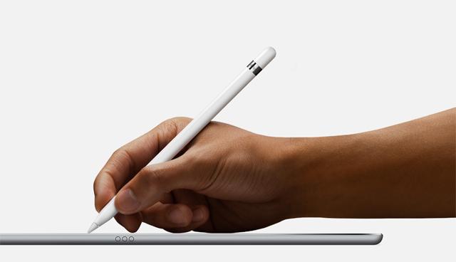151008-surfacebook-ipadpro3.jpg
