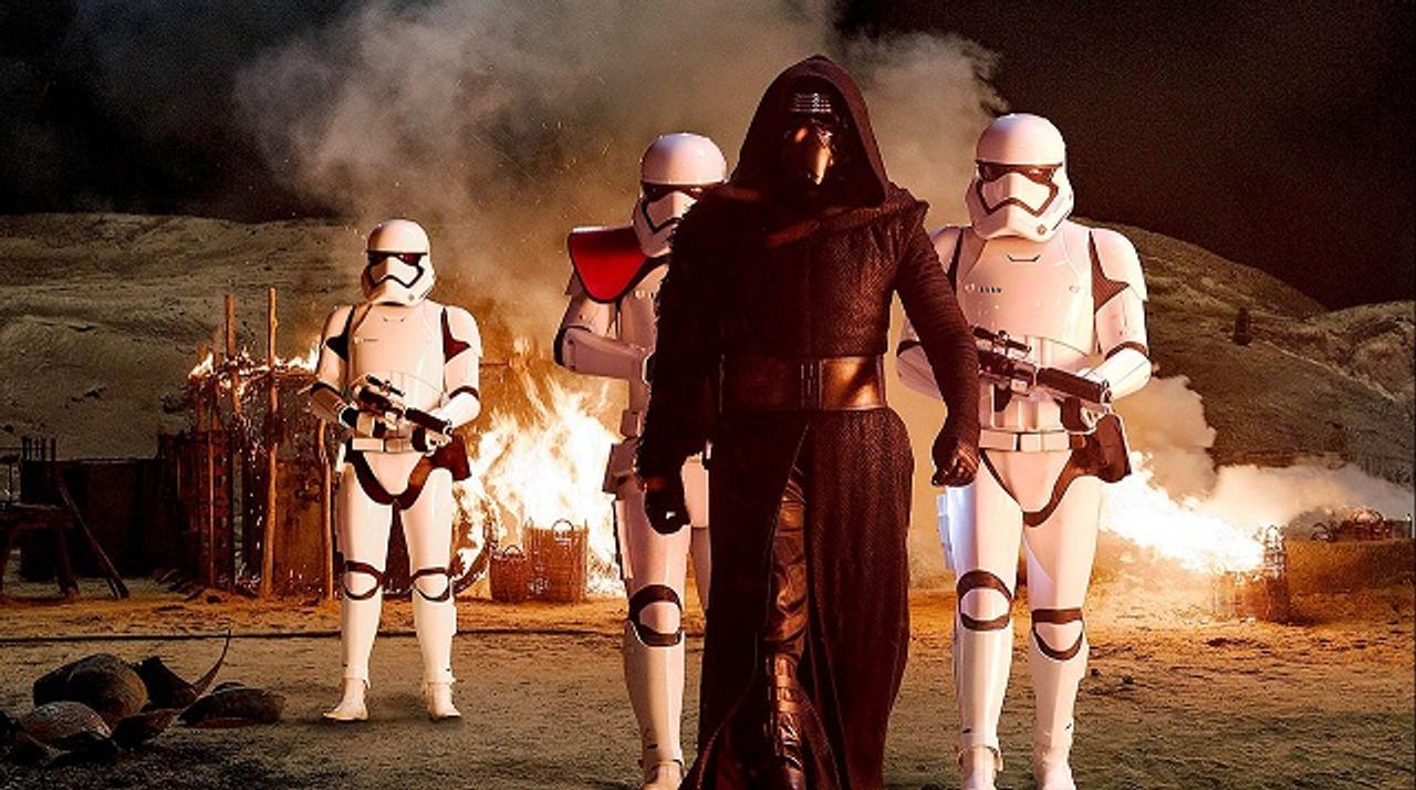 ｢スター・ウォーズ/フォースの覚醒｣予告編レビュー：劇場公開が待ちきれない！ 