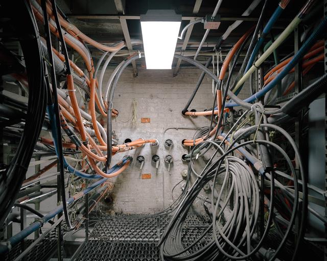 151117FiberOpticCables.jpg