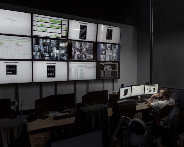 151117networkOperationsCenter.jpg