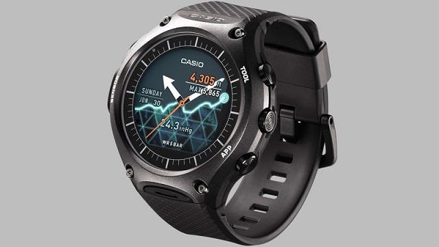 160106_casio_smartwatch_2.jpg