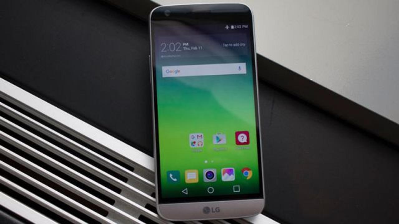 LG G5ハンズオン：アクセサリてんこ盛り、ちょっと違うスマホの未来