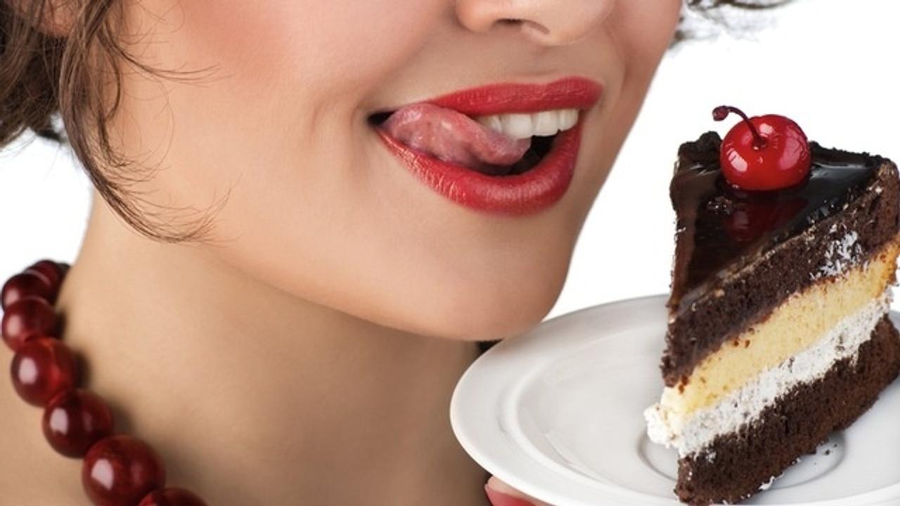 朝食にチョコレート等のデザートを食べると痩せるという研究結果が明らかに