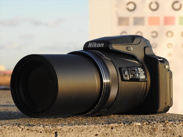 ニコン「COOLPIX P900」の超々ズーム力を視力に換算すると…どうなる