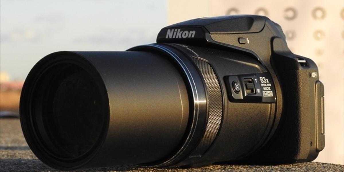 ニコン「COOLPIX P900」の超々ズーム力を視力に換算すると…どうなる