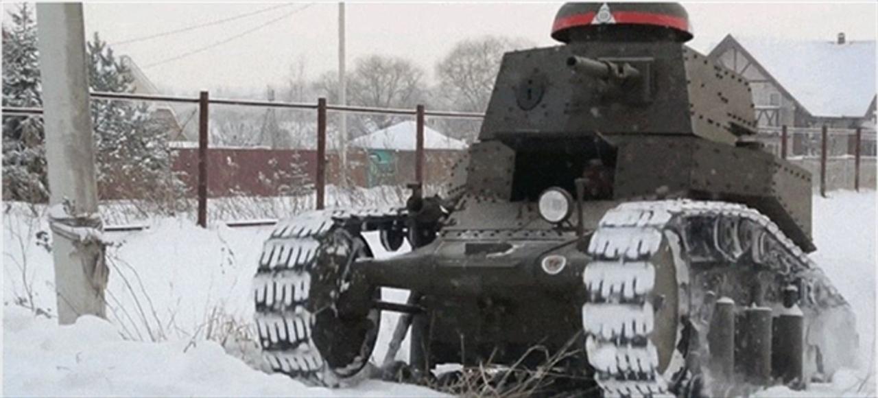 雪道だってへっちゃらさ ロシアの手作り戦車がちょっとかわいい ギズモード ジャパン