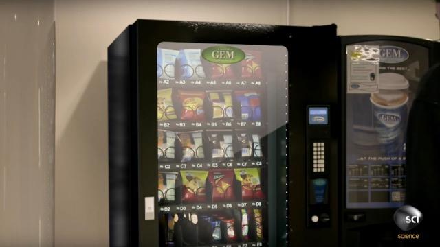 自動販売機の内部を説明するcg動画が気合入りすぎ ギズモード ジャパン 自動販売機の内部を説明するcg動画が気合入りすぎ ギズモード ジャパン