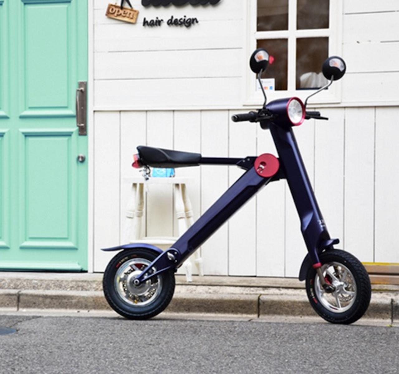 街中スイーに最適な折りたたみ電動バイク、日本発売へ