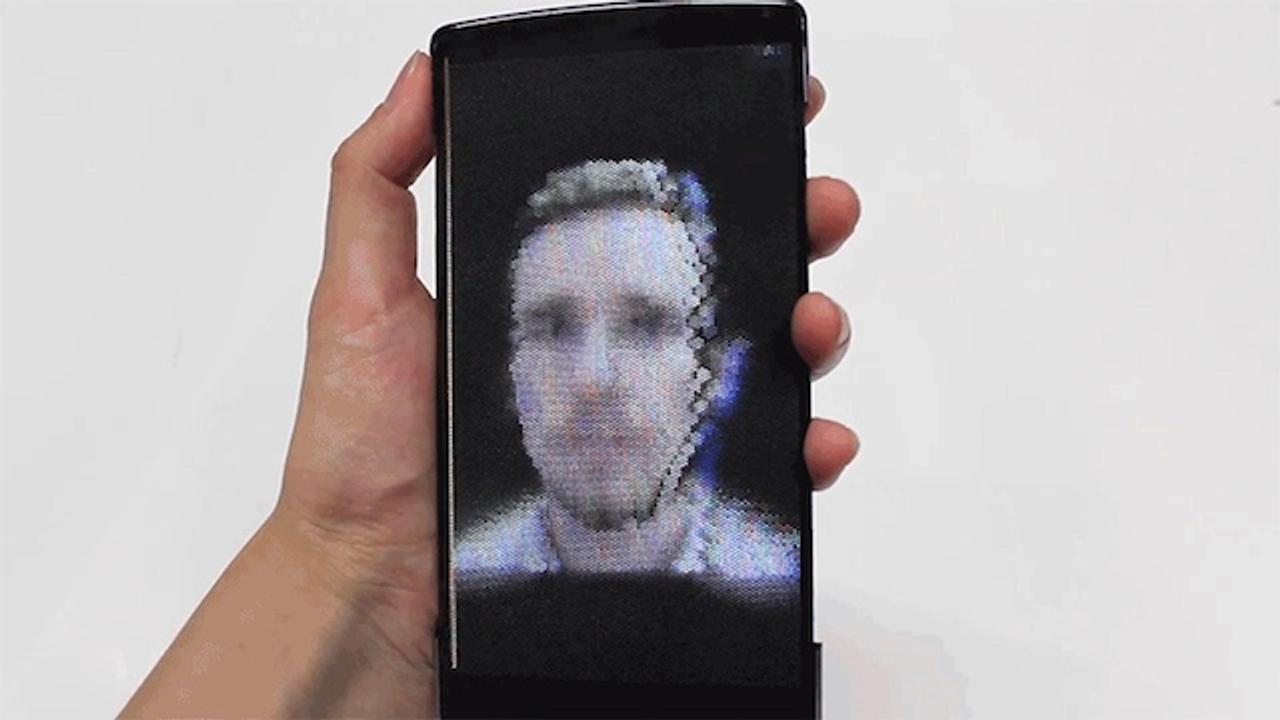 これが未来のスマホ 3dメガネいらずのホログラムスクリーン ギズモード ジャパン