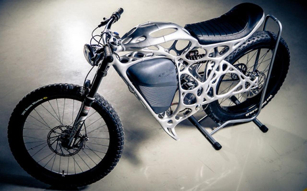Airbus社が3Dプリンターで製造した電動バイクがかっこいい