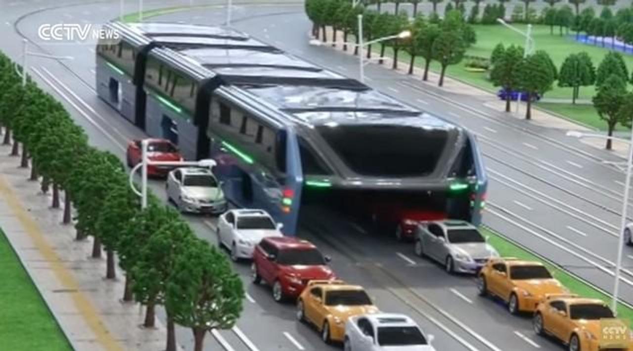 いちいち規模がケタ外れ。中国が｢車の上を走る車｣のコンセプトを発表