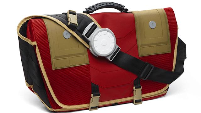 アークリアクター付き！ スターク社製のメッセンジャーバッグ