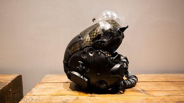 160531_f35helmet4.jpg